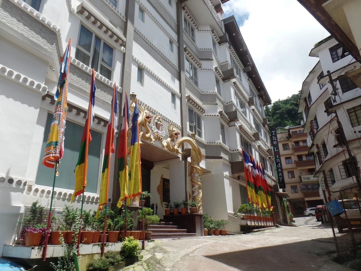 The Lindsay Cheu Den Hotell Gangtok Exteriör bild
