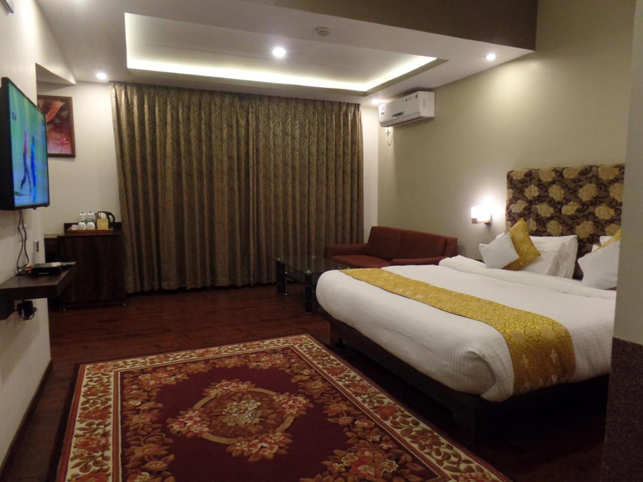 The Lindsay Cheu Den Hotell Gangtok Exteriör bild
