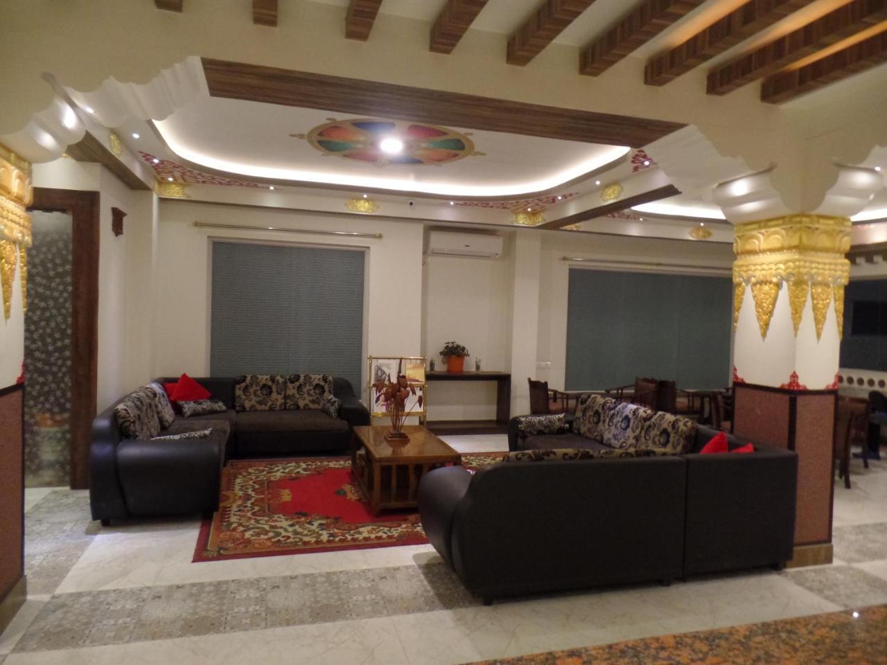 The Lindsay Cheu Den Hotell Gangtok Exteriör bild