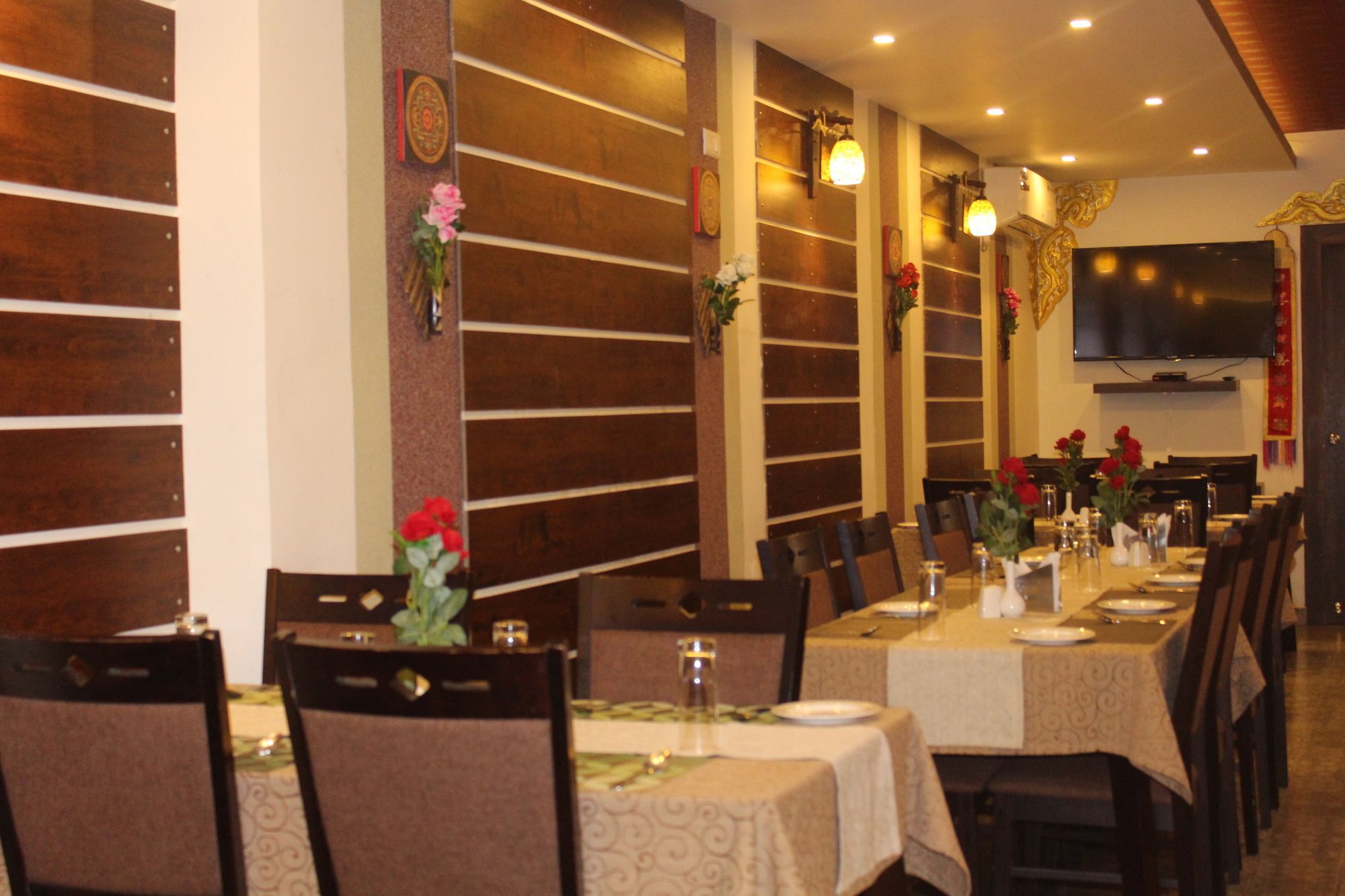 The Lindsay Cheu Den Hotell Gangtok Exteriör bild